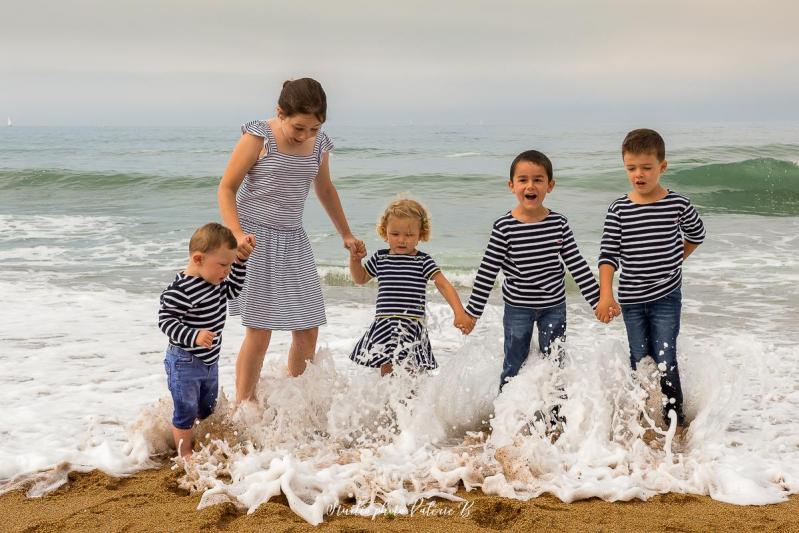 Photographe de famille a la plage en vendee