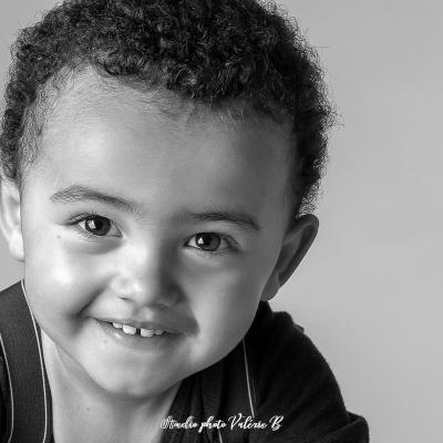 Photographe portrait d enfant studio le fenouiller