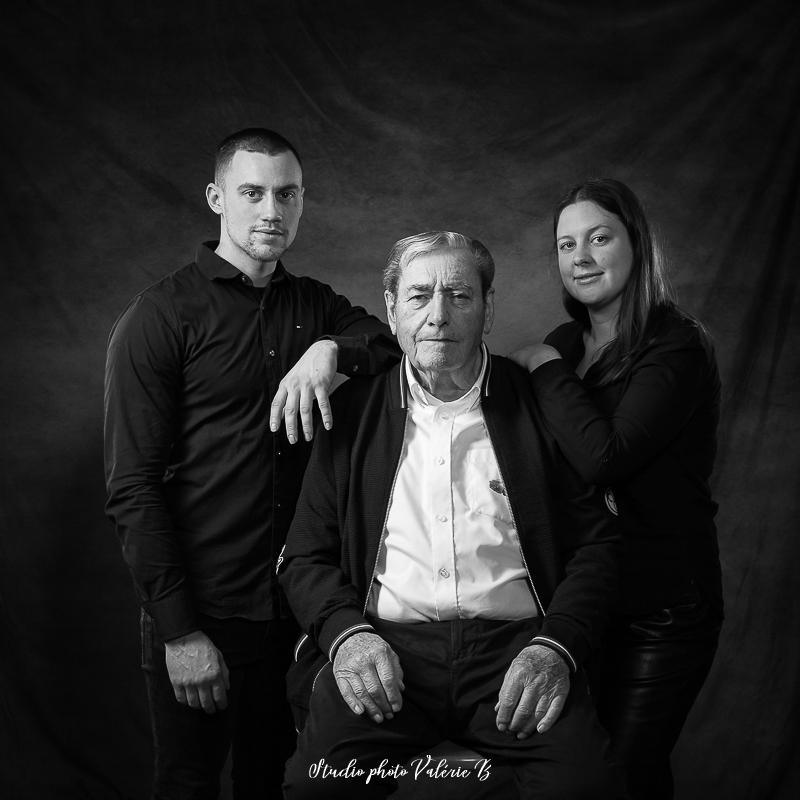 Photographe portrait de famille saint hilaire de riez