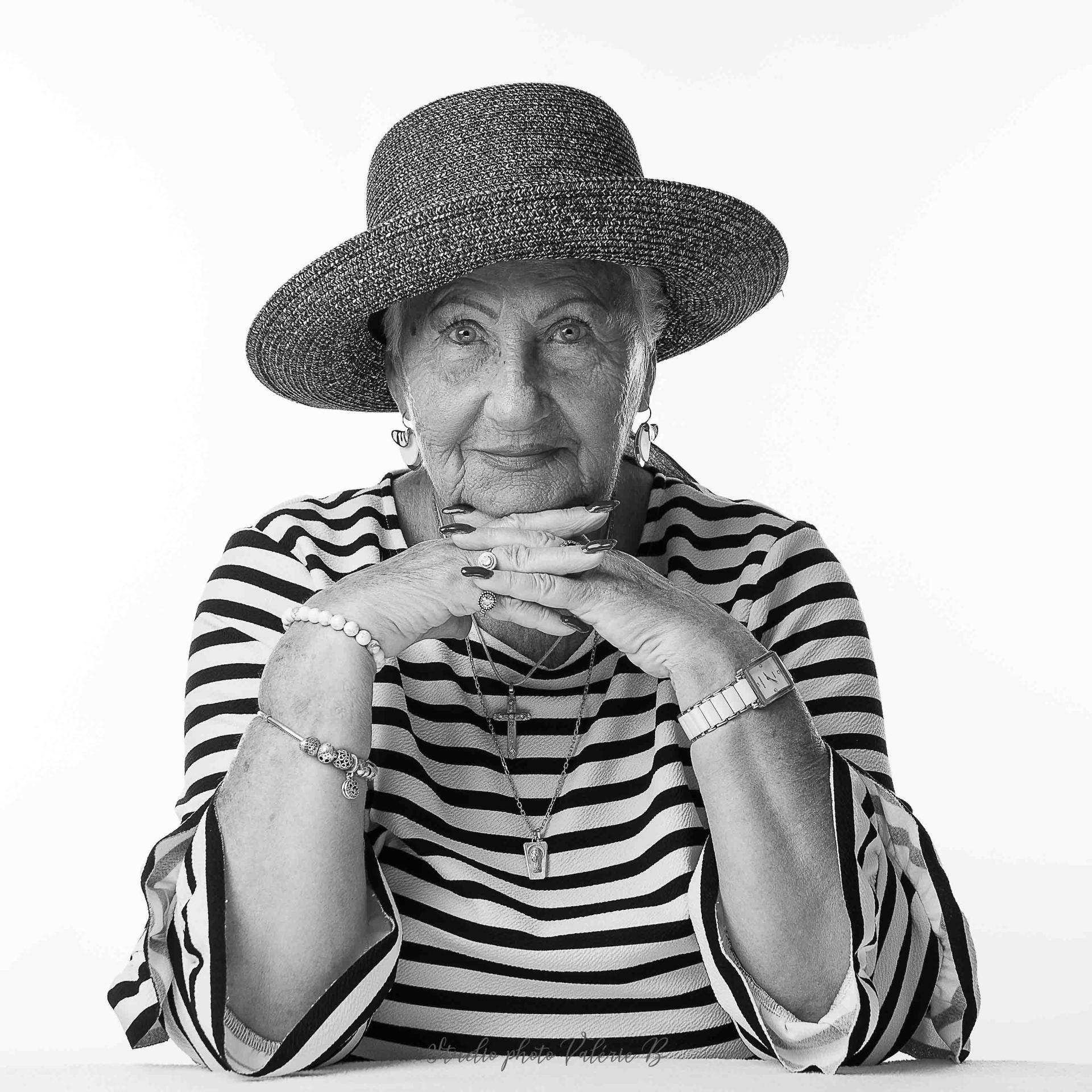 Valerie b photographe studio stgillescroixdevie 7